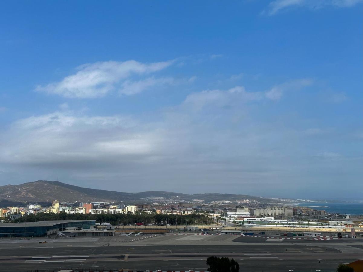 Top Floor Studio - The Hub Gibraltar - Self Catering 外观 照片